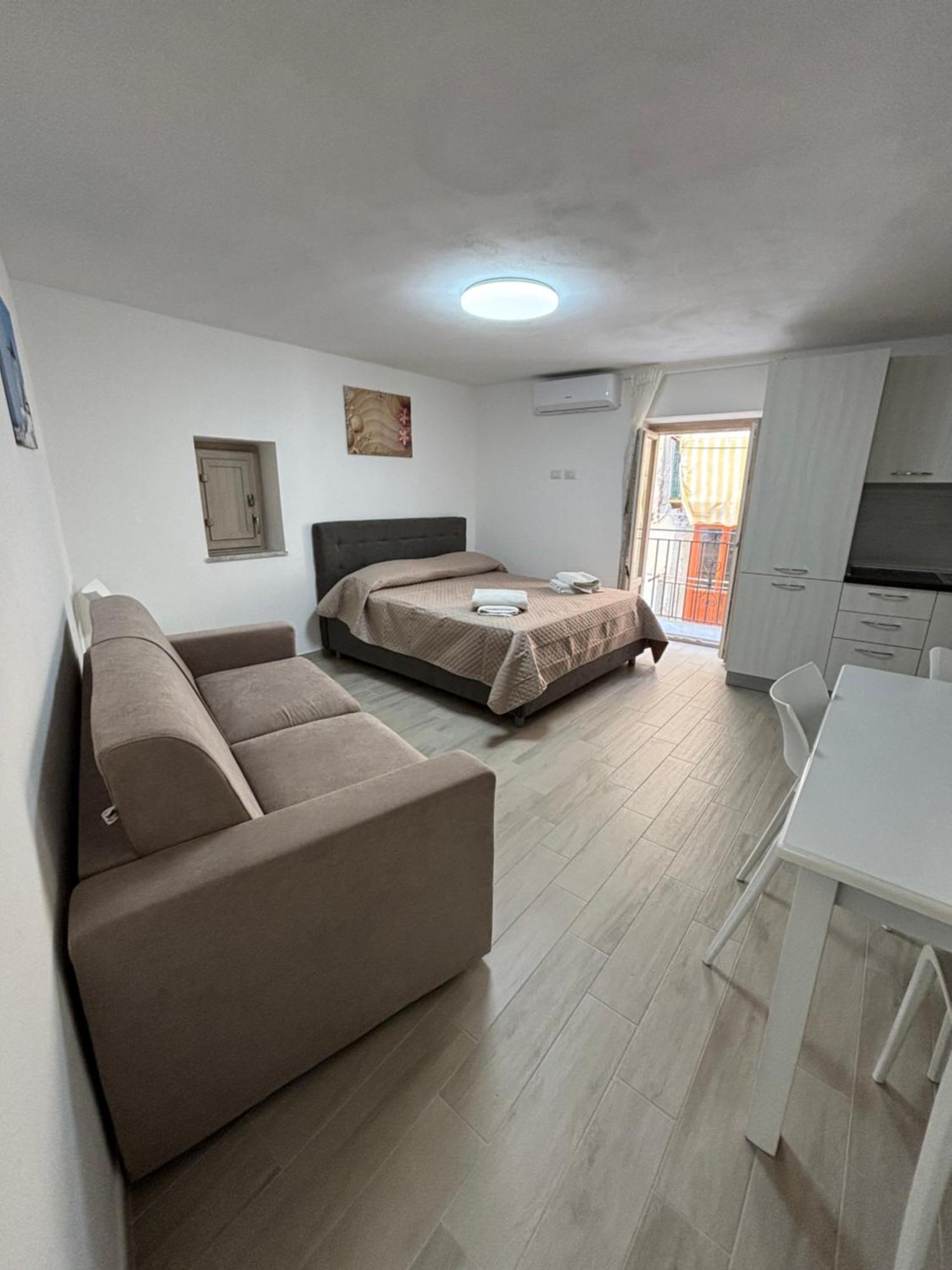 Appartement House Nonna Pina à Cefalù Extérieur photo